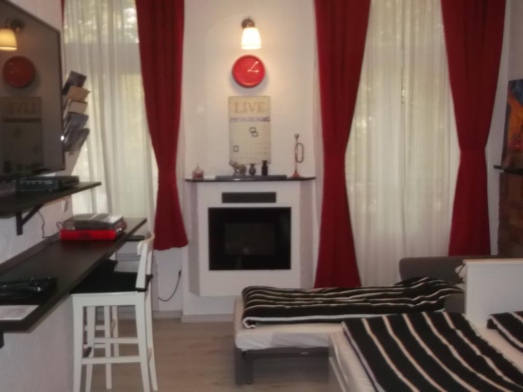 Belvarosi Apartmanszallo - Kiskunfélegyháza المظهر الخارجي الصورة