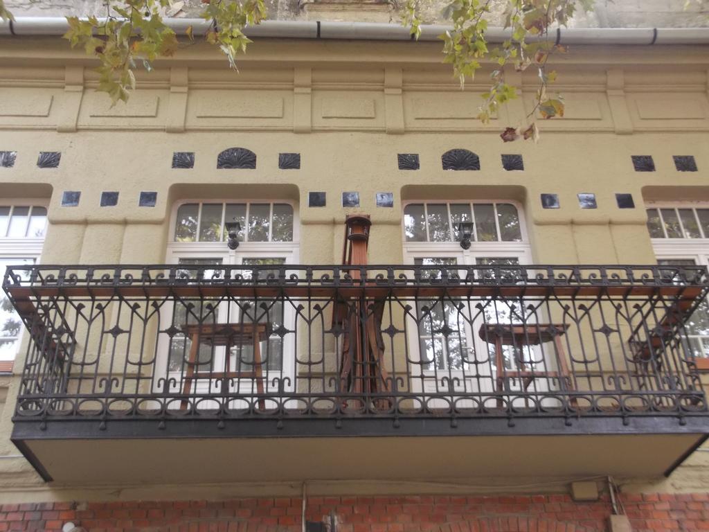 Belvarosi Apartmanszallo - Kiskunfélegyháza المظهر الخارجي الصورة