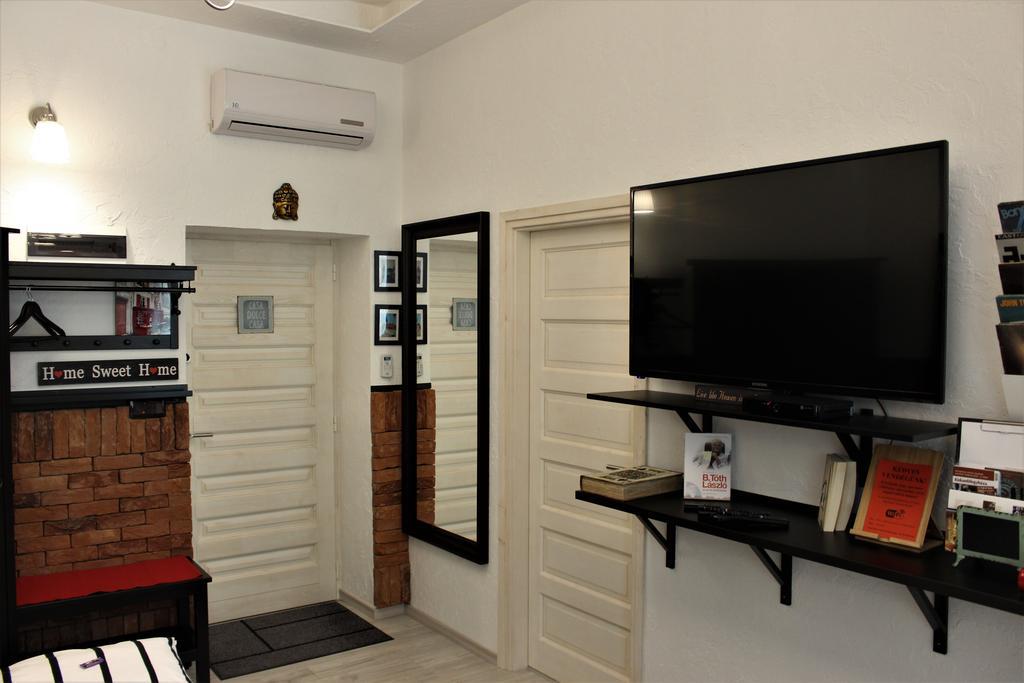 Belvarosi Apartmanszallo - Kiskunfélegyháza المظهر الخارجي الصورة