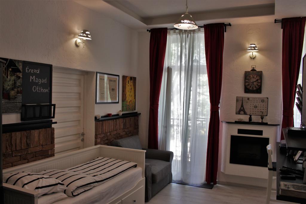 Belvarosi Apartmanszallo - Kiskunfélegyháza المظهر الخارجي الصورة