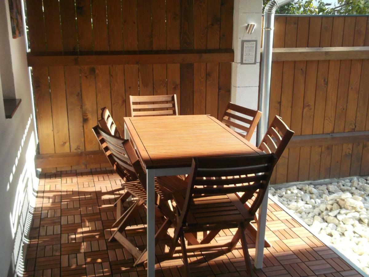 Belvarosi Apartmanszallo - Kiskunfélegyháza المظهر الخارجي الصورة